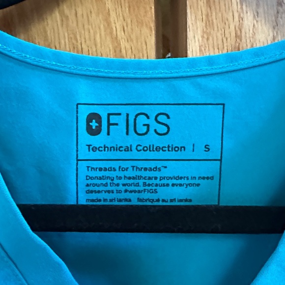 Figs Aqua Blue Scrub Top - Picture 2 of 3